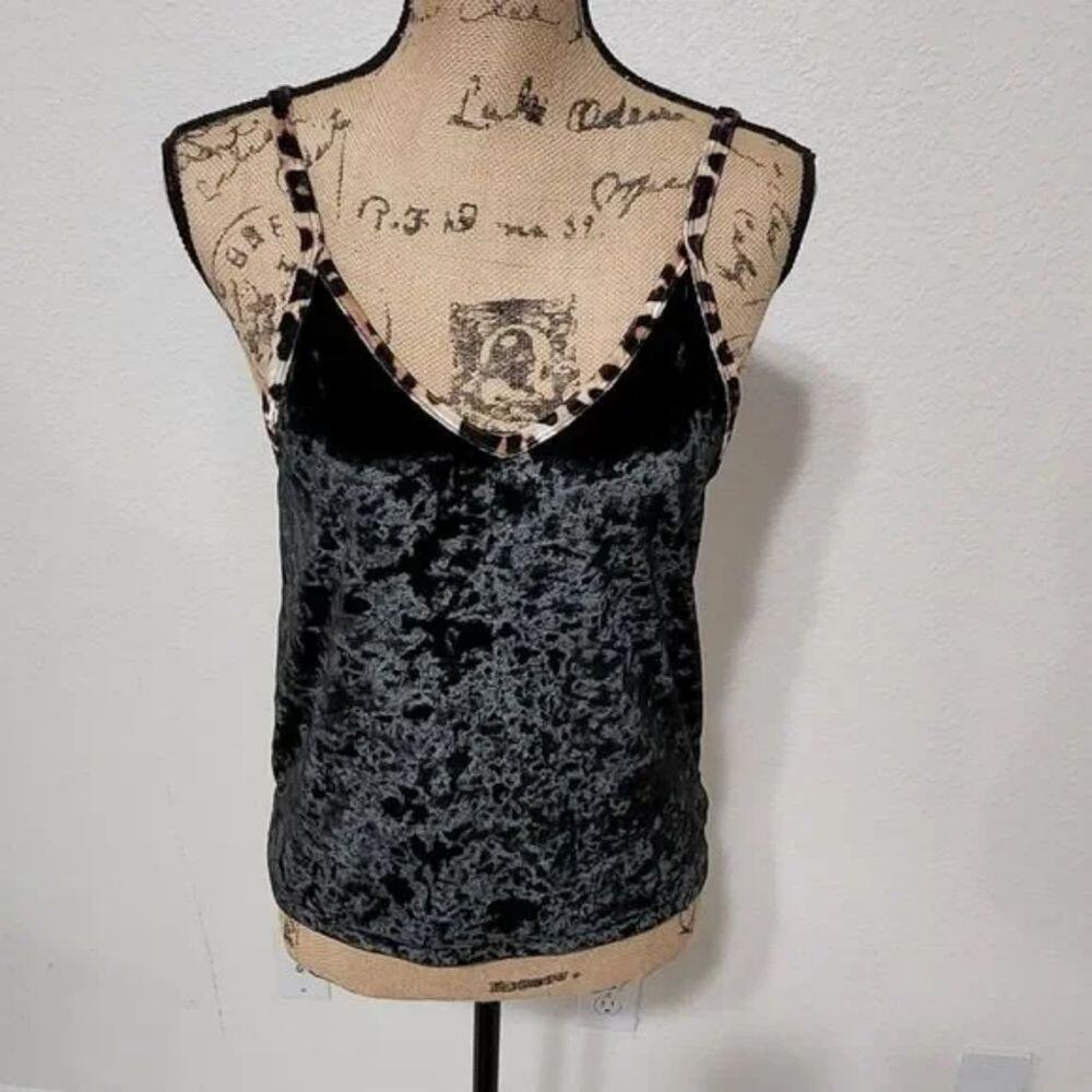 VICTORIA'S Secret black crushed‎ velvet tank top size small
